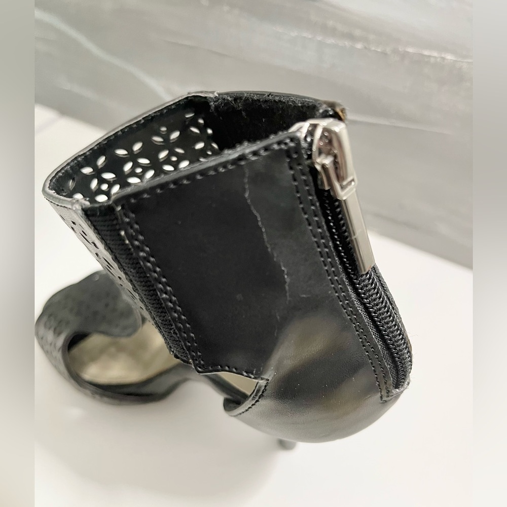 Madeline Girl Black Heels Size 5.5 - Picture 5 of 7